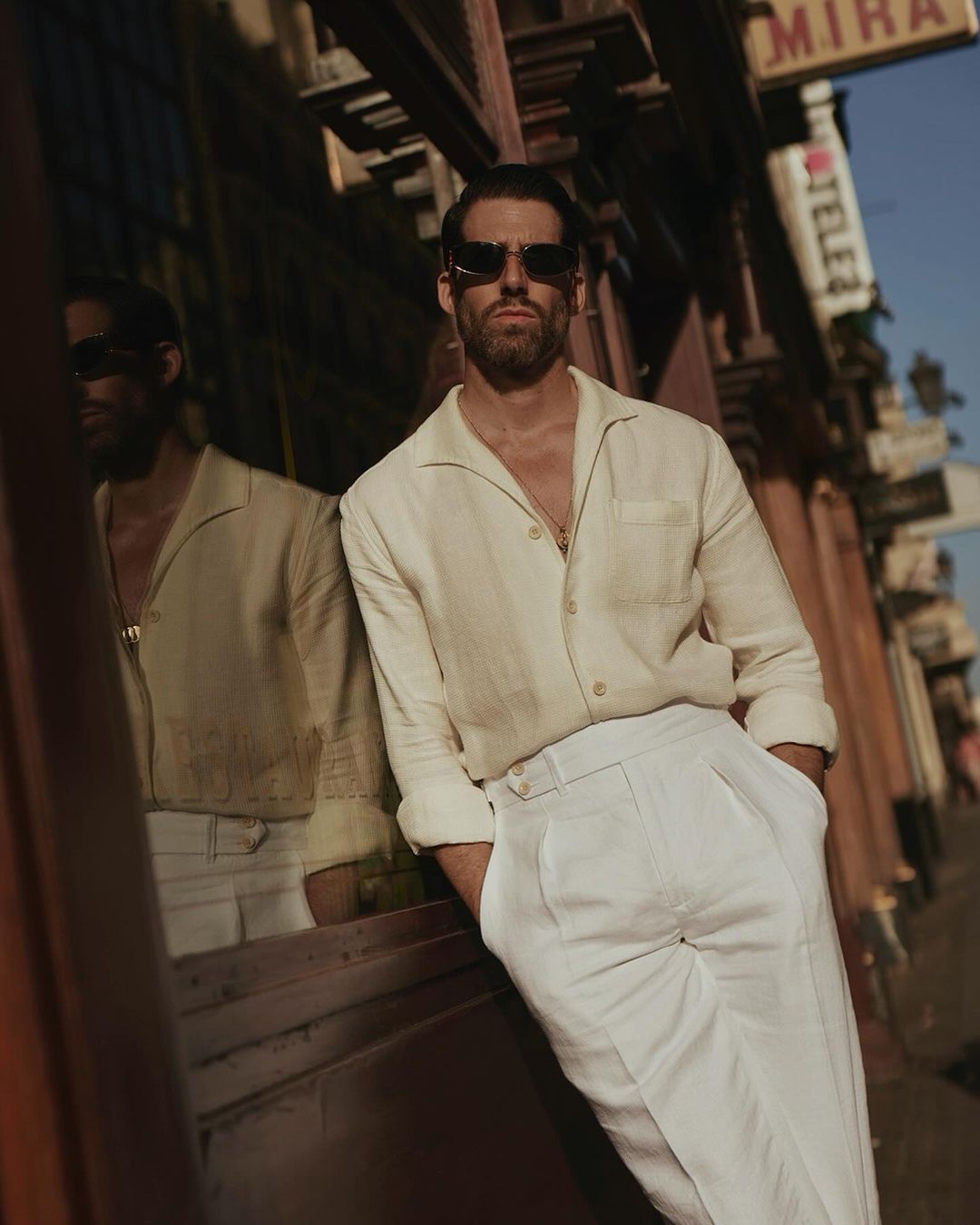 Summer Off-White Shirt in Soft Wash Honeycomb Linen with one piece collar placket - 3
