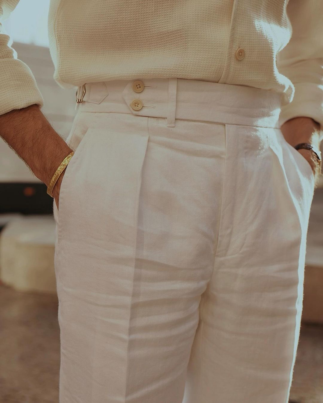 Summer Off-White Shirt in Soft Wash Honeycomb Linen with one piece collar placket - 10