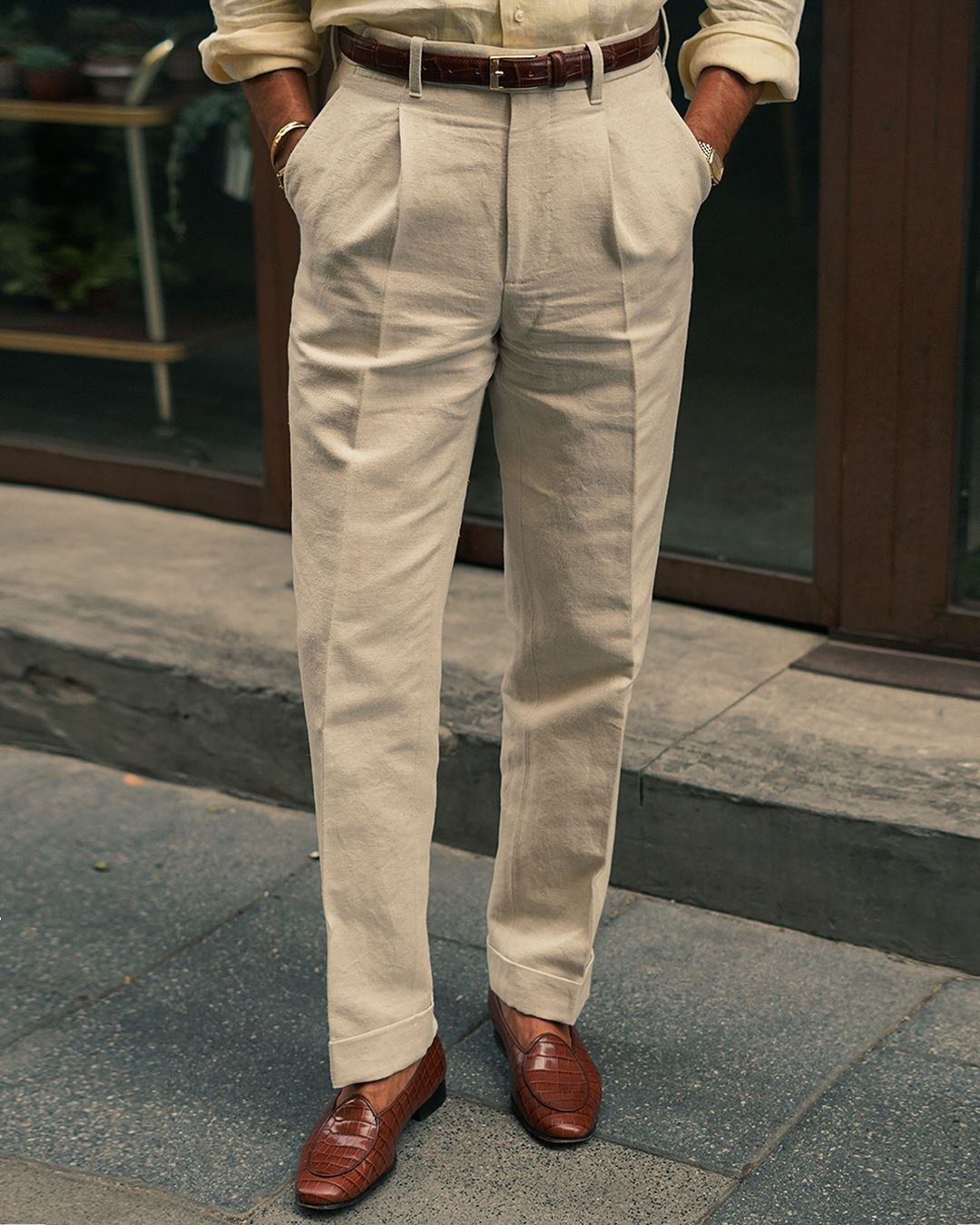 Summer Camp Collar Shirt in Yellow Linen - 9