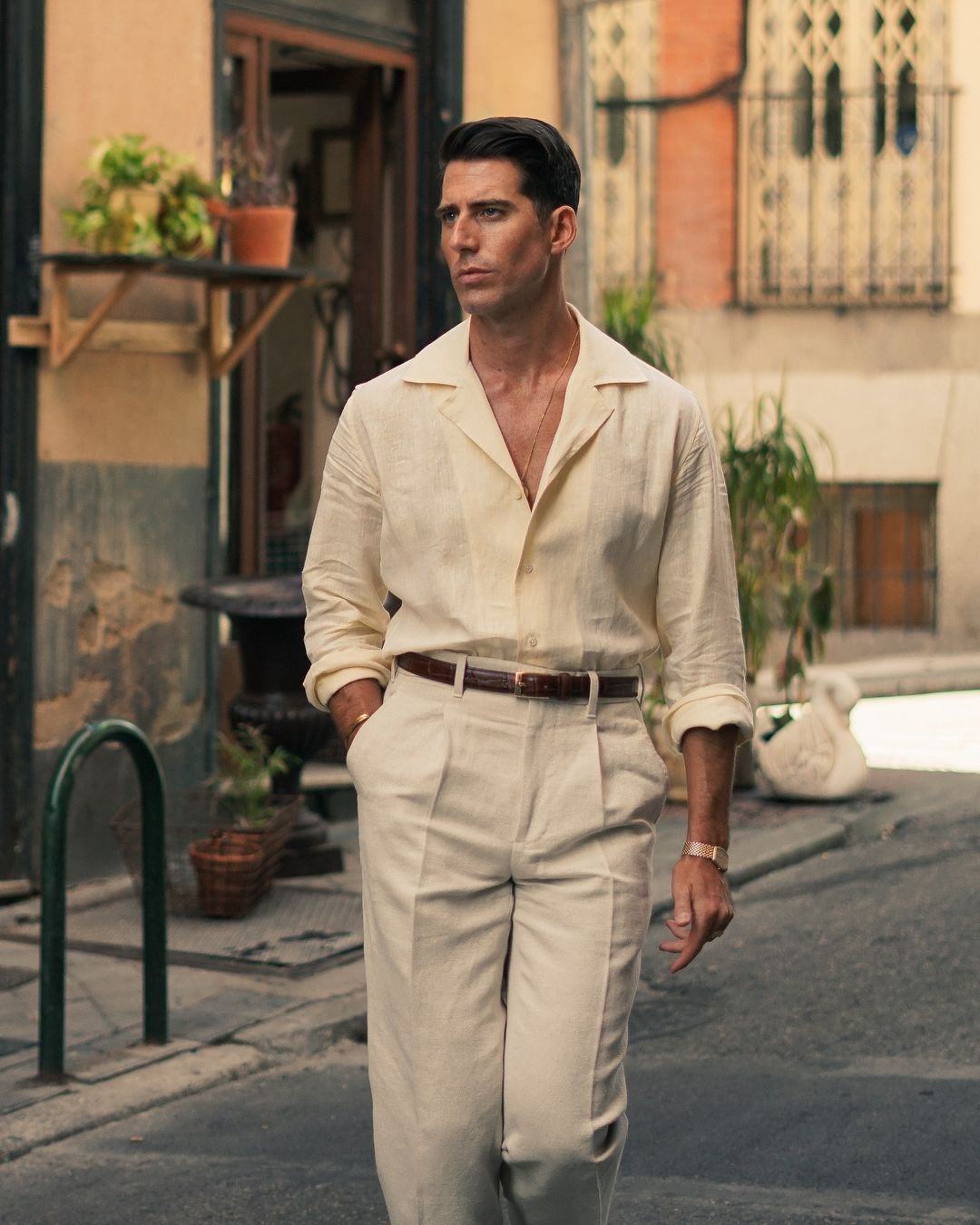 Summer Camp Collar Shirt in Yellow Linen - 2