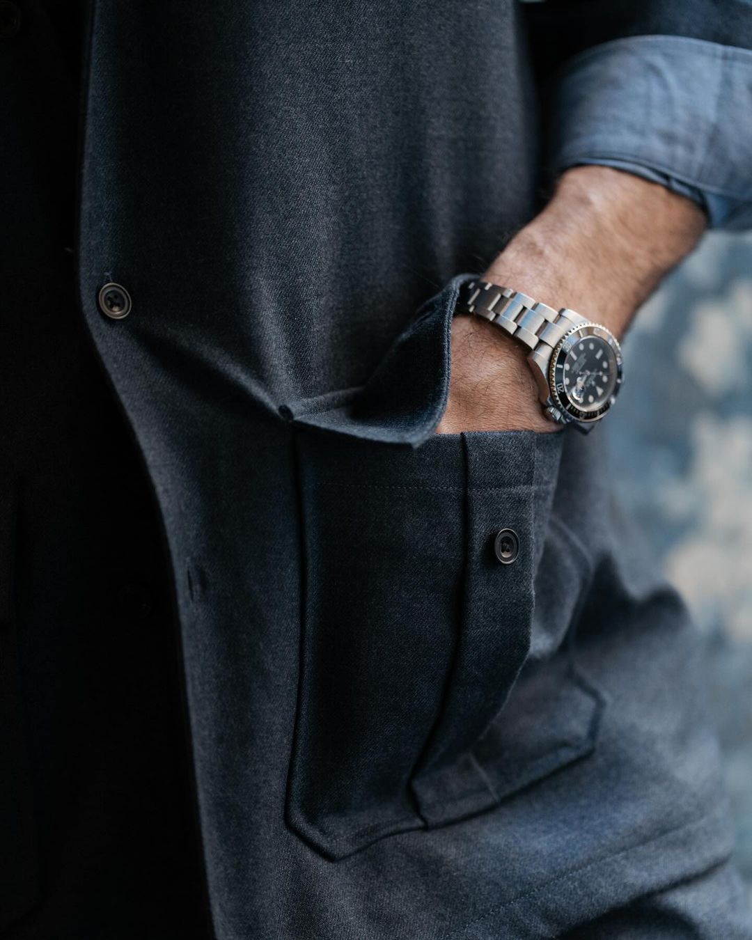 Shirt Jacket in Dugdale Navy Blue Wool Flannel - 8